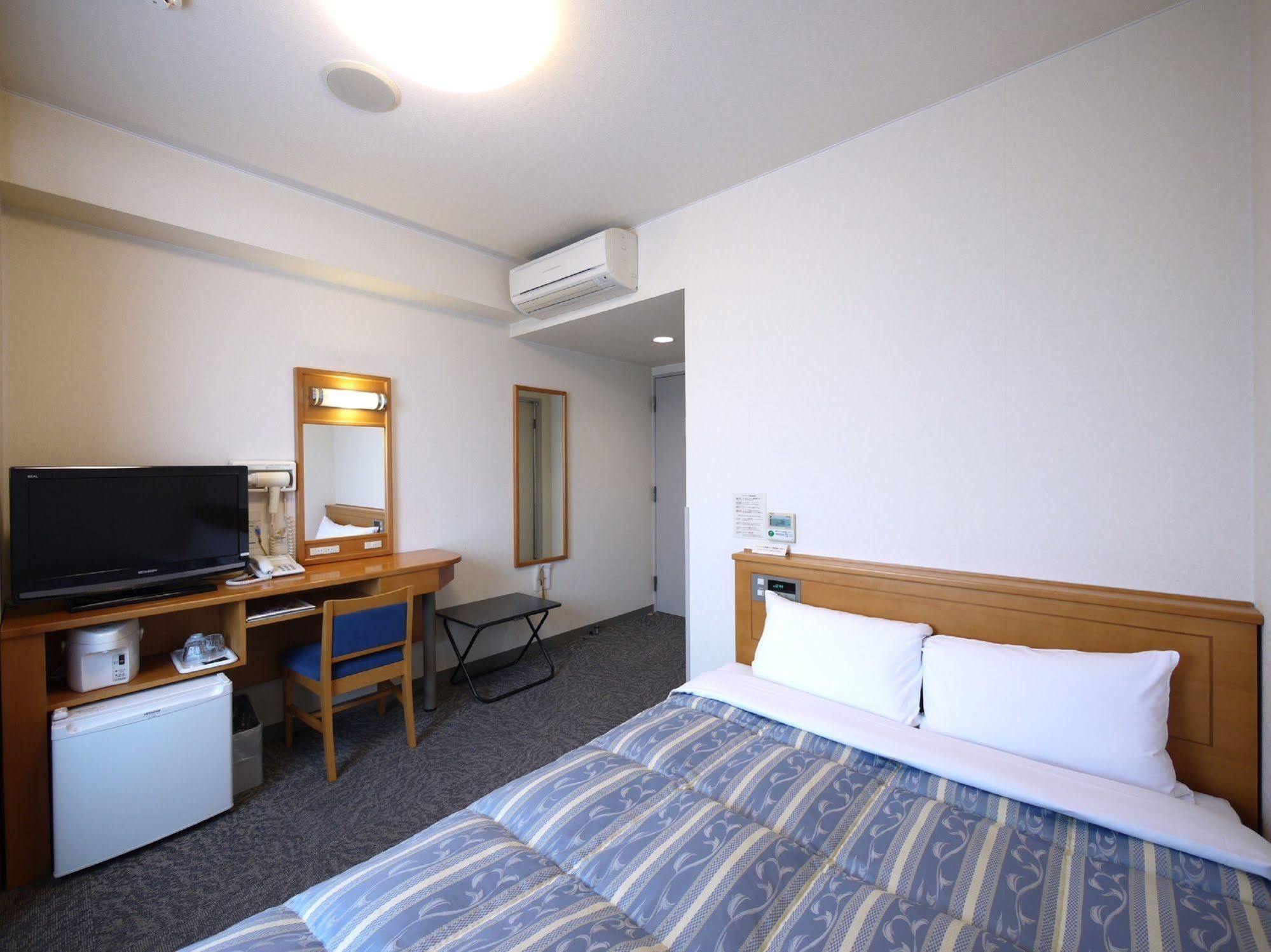 Hotel Route-Inn Niihama Ngoại thất bức ảnh